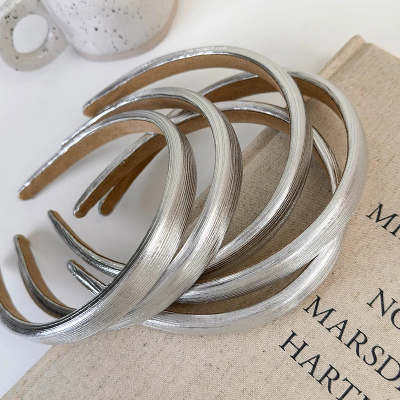 여성용 반짝이는 실버 머리띠, 우아한 헤어 후프, 레트로 가죽 스폰지 헤어 밴드, 여성 파티 헤어 액세서리