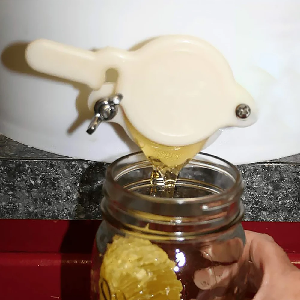 

1-5PCS Bottling Honey Extractor Hive Equipments Honey Taps Gate Valve Nylon Plastic Food Grade Non-toxic Durable Beekeeping Tool