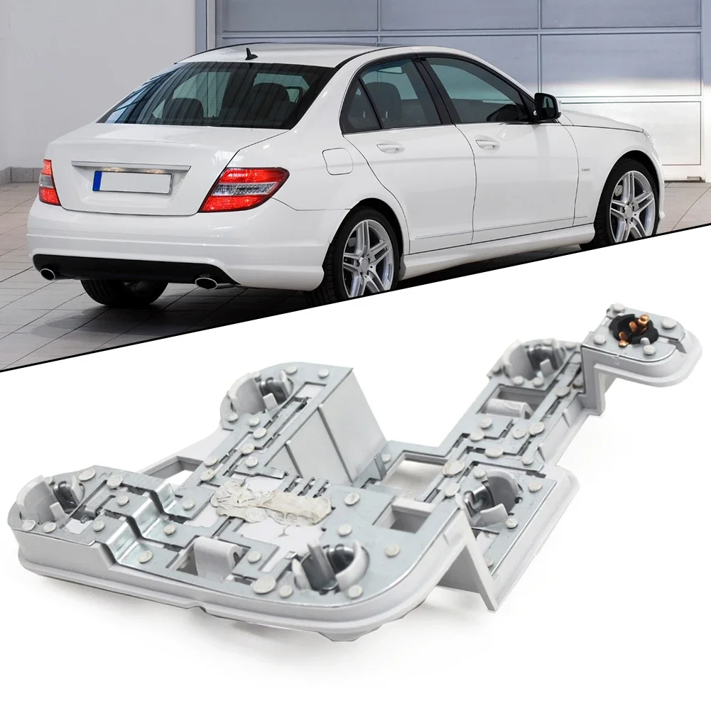 

FOR MERCEDES-BENZ W204 C CLASS 2007-2010 Rear Tail Light Bulb Carrier A2048201500 A2048201600 Tail Light Circuit Board Replace