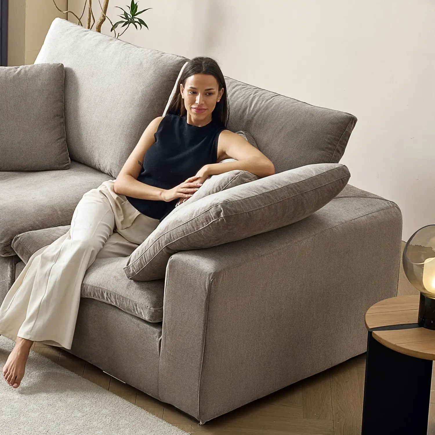 Modern Luxury Daybed and Modular Loveseat Couch Collection Cloud Sofa with Waterproof Fabric for Villa Use