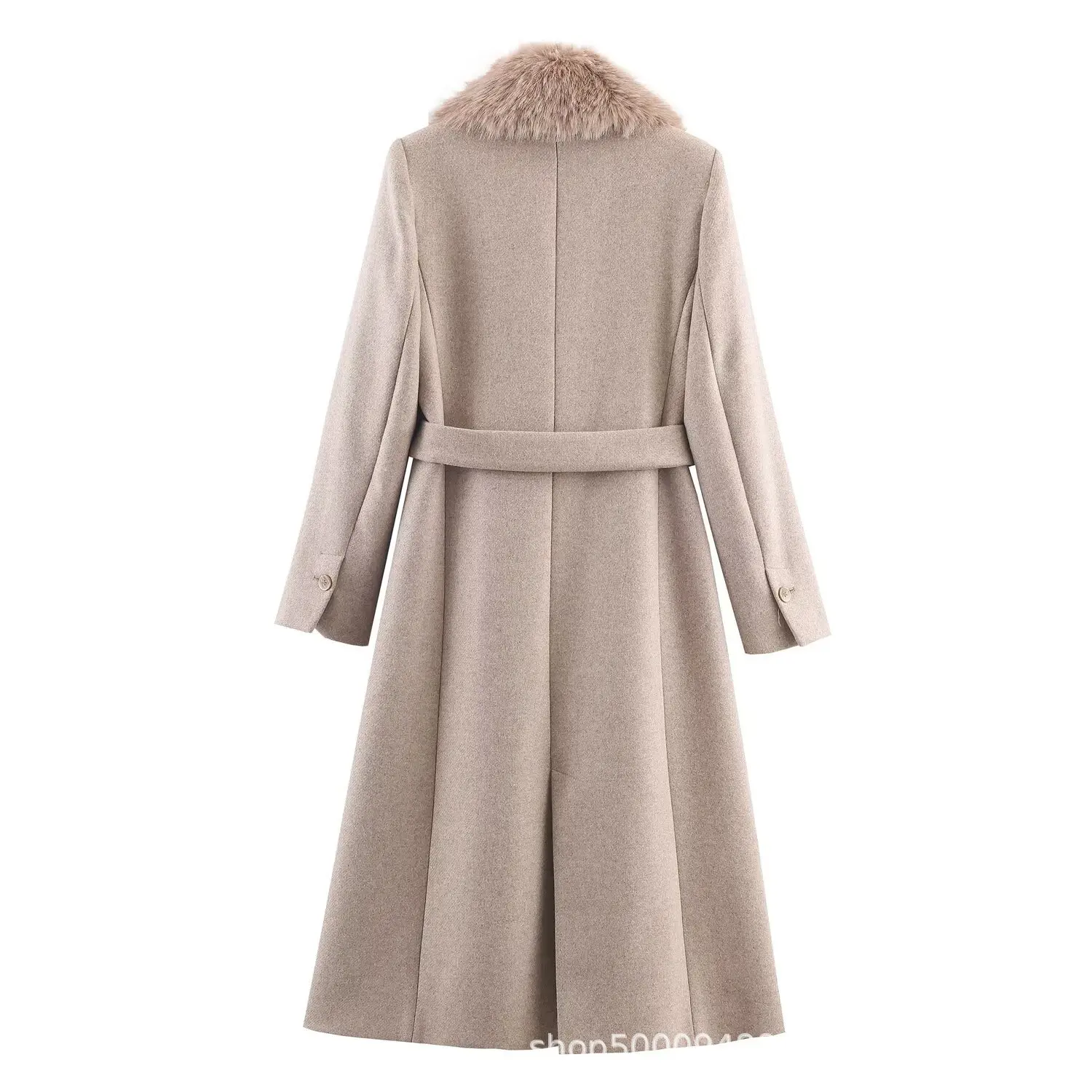 Nuovo cappotto con cintura effetto pelliccia sintetica alla moda europea e americana per l'autunno e l'inverno da donna