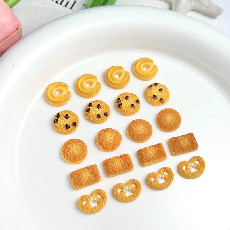 50pcs Mini Simulation Cookies Nail Art Charms Cute Cartoon Resin Food Play Nail Parts DIY Craft For Nail 3D Decoration Accessory