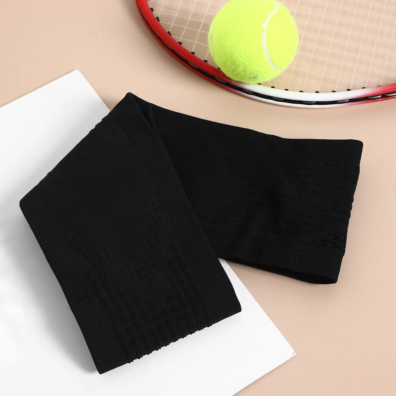 

Пояс для бега большой вместимости, дизайн с углом обзора 360 градусов, просторные карманы, для телефона, ключей, наушников, легкий, портативный, удобный, эластичный.