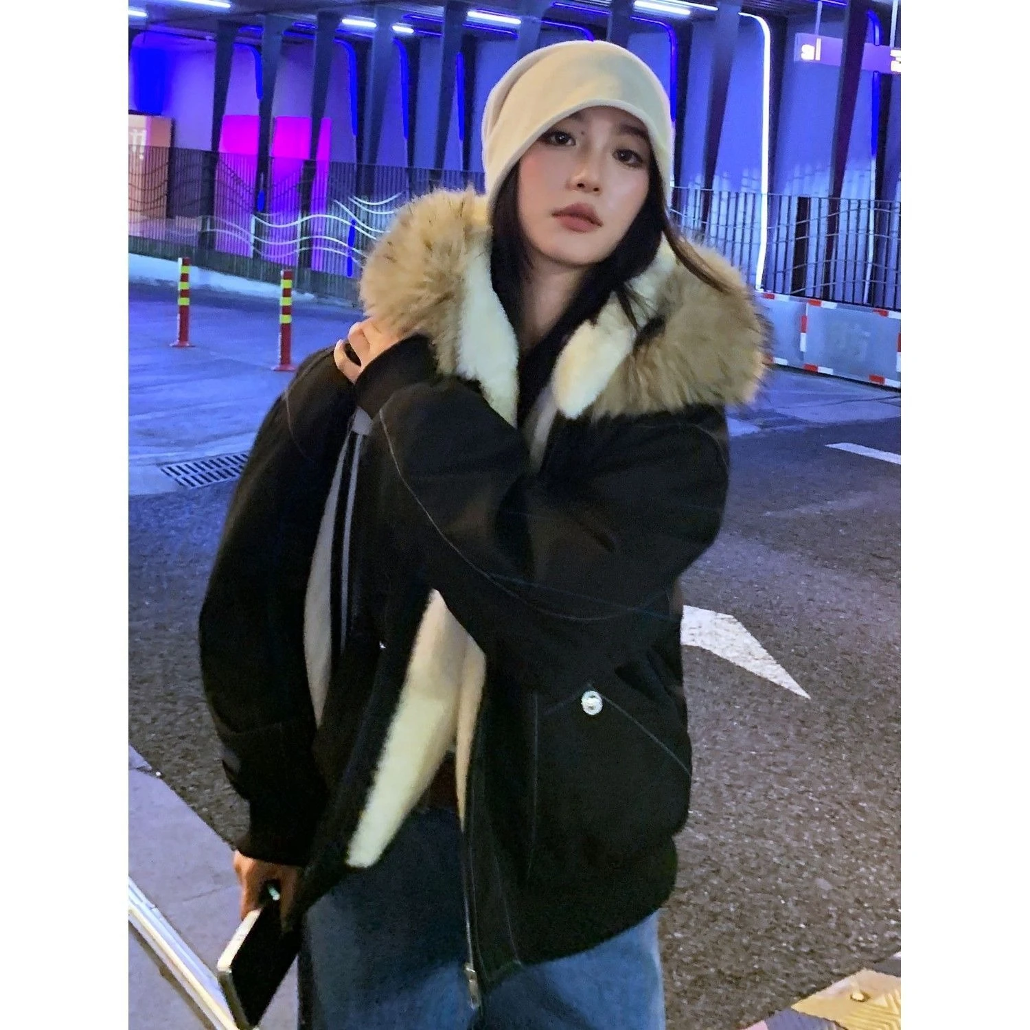 パーカーフェイクファー襟フードルーズコート女性 Y2k 厚いファッションパーカーカジュアルトップス上着パッド入りジャケット冬の新しい服