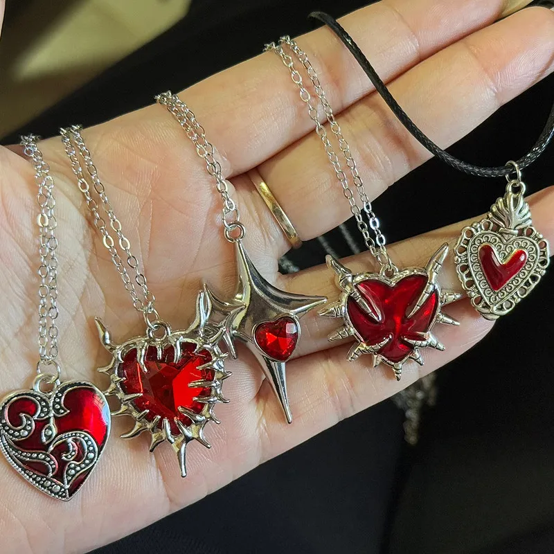 Gothic Necklace Set for Women Halloween Jewelry with Heart Pendant Trendy Daily Wear  Party Gift Dark Red