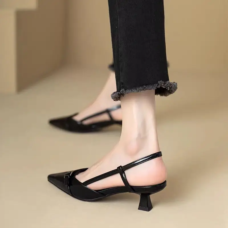 2024 Pointed Toe Sexy Mid Heels Party Shoes Women Sandals Designer Summer Brand Pumps Slingback Casual Shoes Dress Slippers