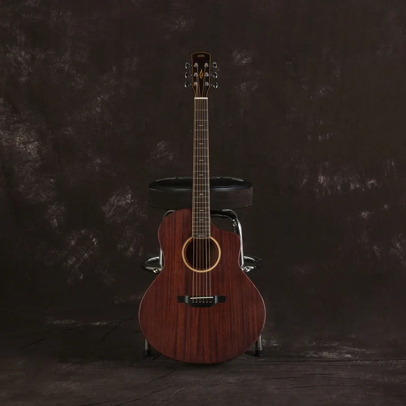 Factory Direct Export Reddish Brown High Grade 41 Inches Smooth Surface Classical Guitar