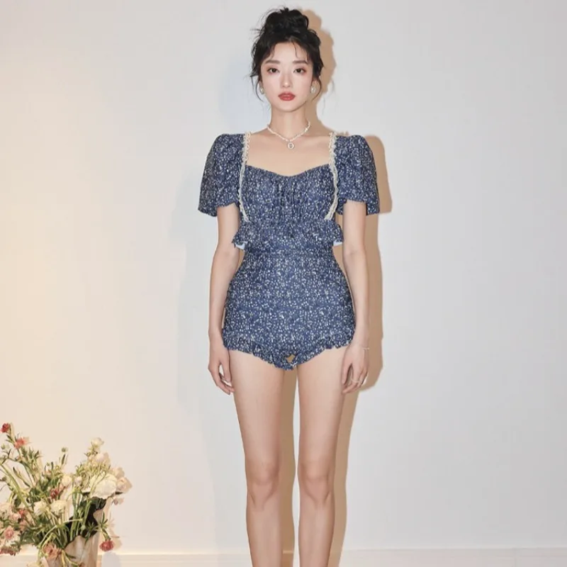 純粋な欲望を持つ女性のための水着ハイエンドな感触セクシーな背中の開いた花柄ギャザースカートスタイルワンピースビーチ水着