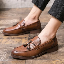 Pointed casual moccasins for men fringed slip-on men's shoes Beef soles bean boat shoes Fashion hair stylist fashion shoes