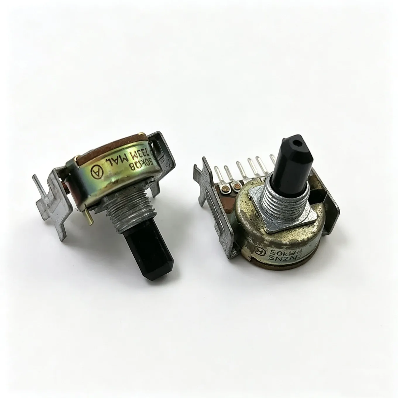 Hot Spot 161 Type Horizontal Dual Potentiometer B50K Handle With Thread Length 15MMF 6Pin M8 (SWITCH)