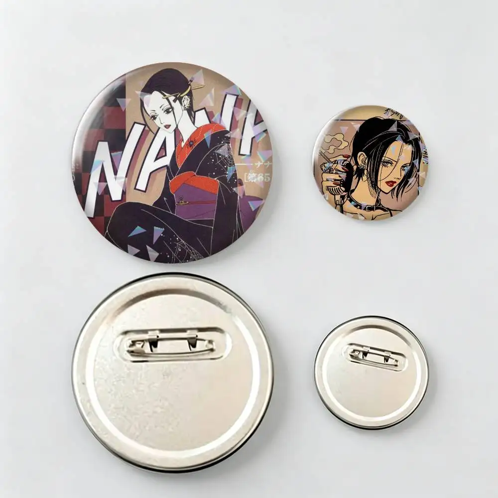 Anime Cool Nana-a Osaki Line Brooch Metal Decorative Brooch Pins for Backpack Clothes Jacket Accessories,Souvenir.