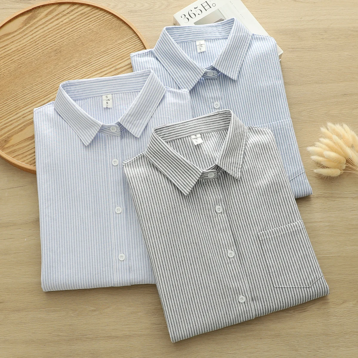 

Casual Cotton Women's Oxford Shirt 2026 Autumn New Striped Woman Blouse and Tops Lady White Blue Striped Shirts Clothes