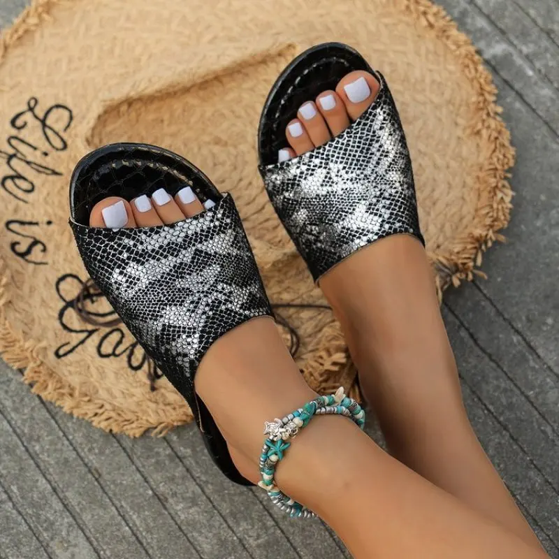 

Fashion Casual Simple Women's Shoes Summer New Flat Metal Ladies Outer Wear Sandals Slippers Home All-match Slippers Plus Siz 43