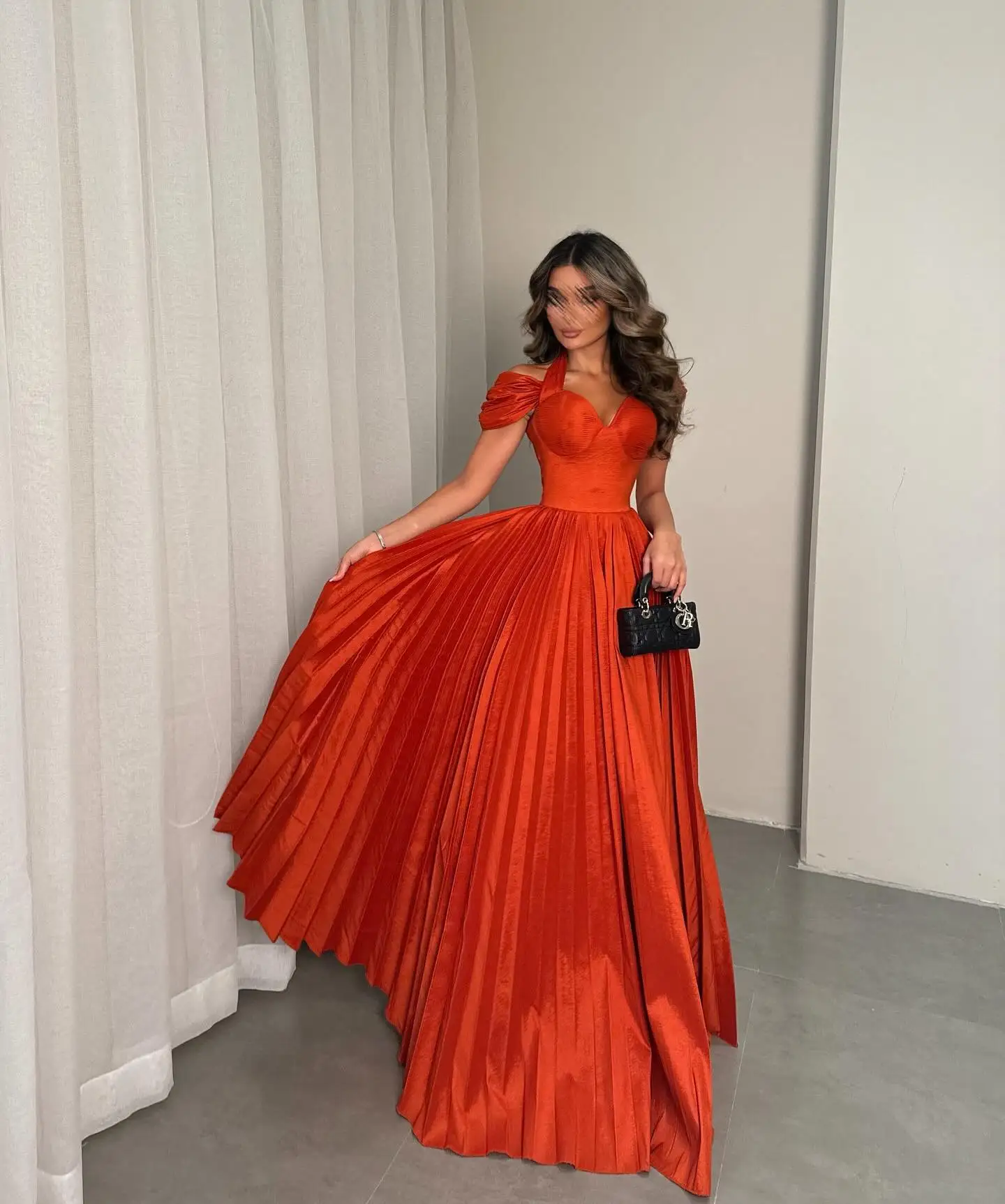 Cathy Red Halter Neck Strapless Wedding Dresses Taffeta A-line Sleeveless vestidos de noche Floor-Length Formal Evening 2024