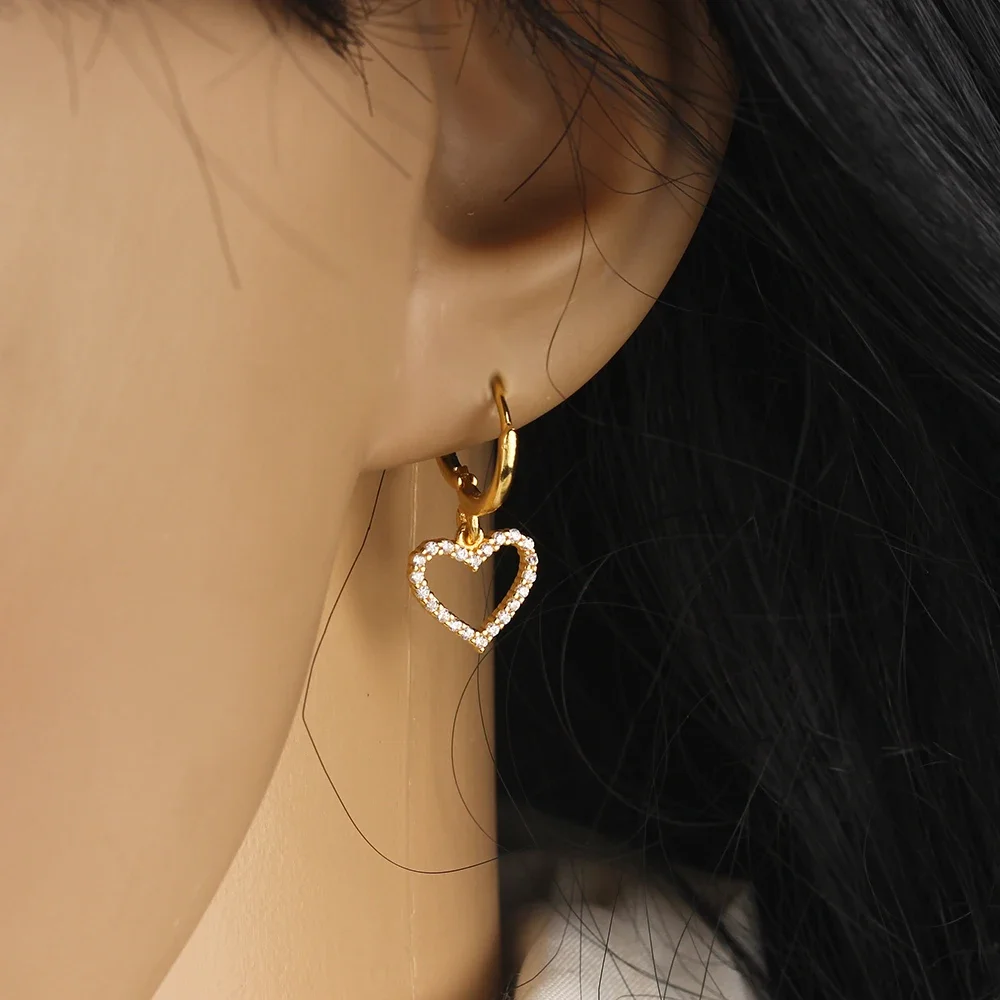 Wholesale Shiny  CZ Cubic Zirconia Heart Hangle Ear Rings Crystal  Drop Earrings for Women Huggie Simple Jewelry