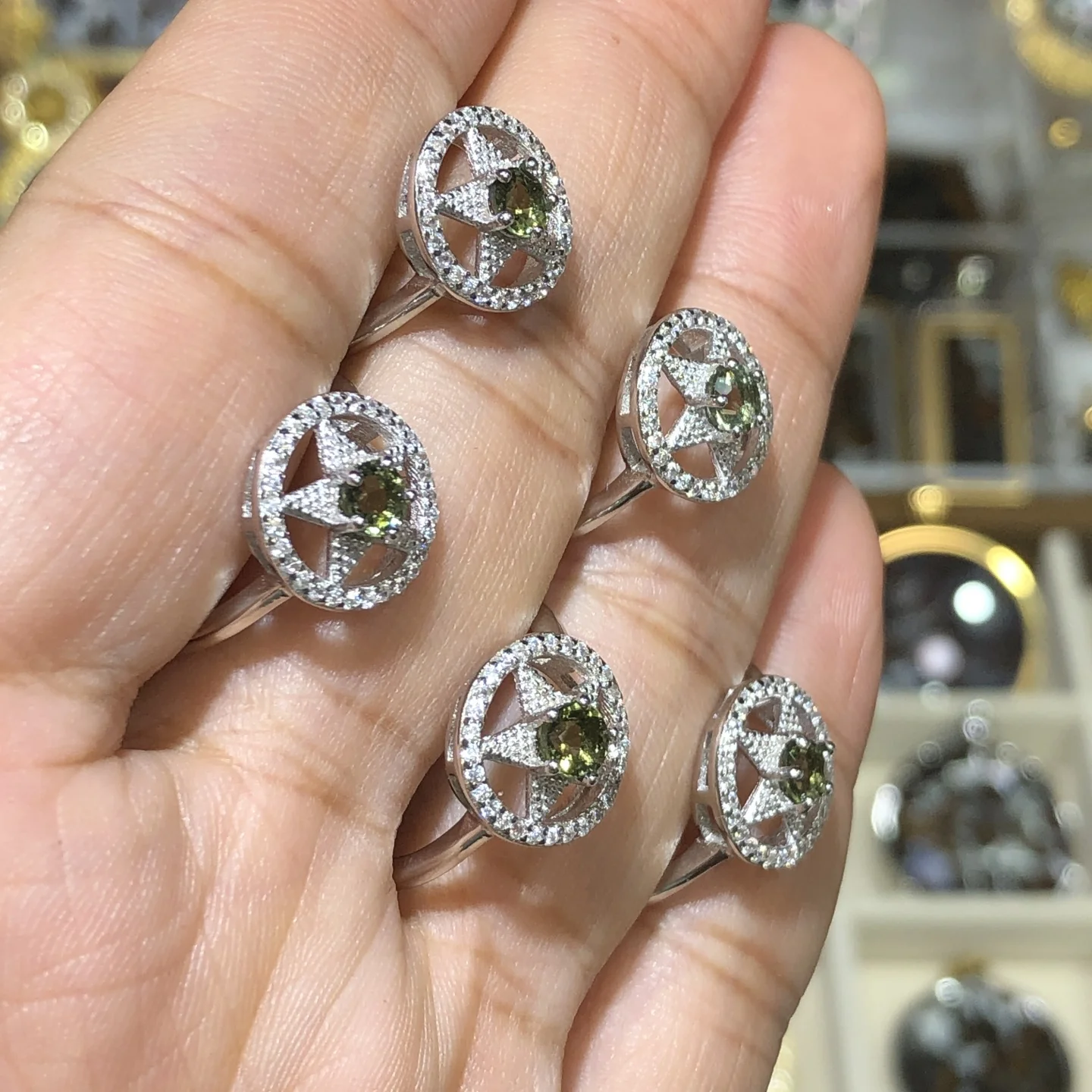 1 قطعة خاتم مولدافيت التشيكي الطبيعي 5 مللي متر الأوجه المستديرة 925 فضة ستار يمكن تغيير حجم الريكي أحجار استشفاء مجوهرات هدية للنساء