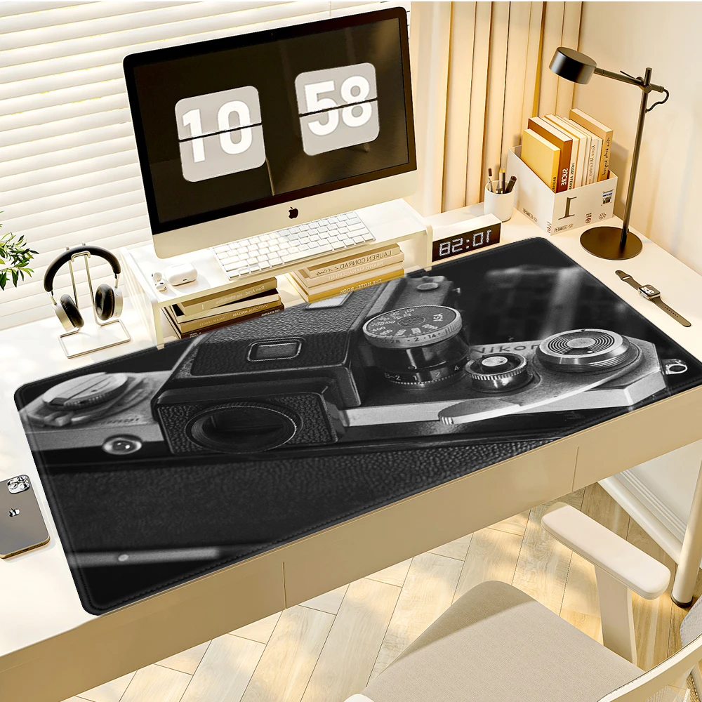 

Коврик для мыши HYBXAXC Classic Vintage Camera, XXL, игровой, большой, из натурального каучука, для ПК, настольный коврик, дизайн