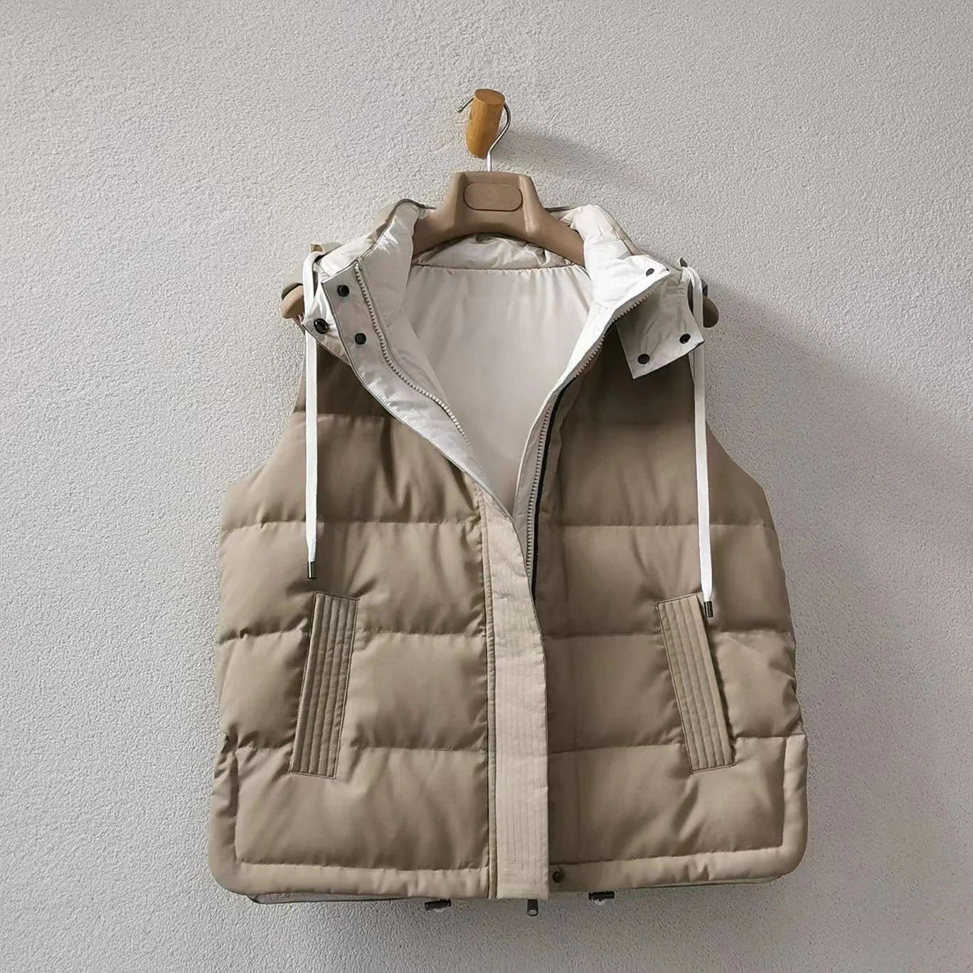 High quality casual hooded down vest