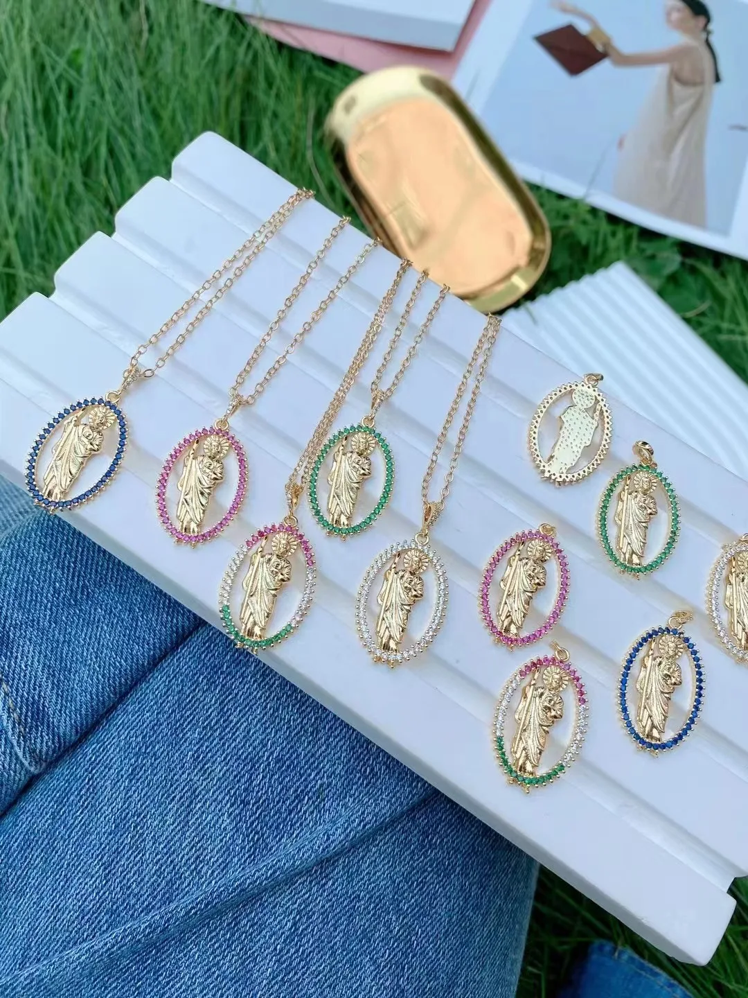 5PCS, Holy Virgin Mary Pendant Necklace Religion Dainty Golden Christian Zircon Necklace Women Christian Jewelry