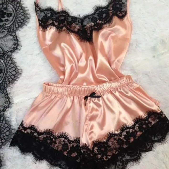 2025 Summer Fashion Sexy Temptation Lace Suspender Sexy Lingerie Two-piece Set Sleepwear Women