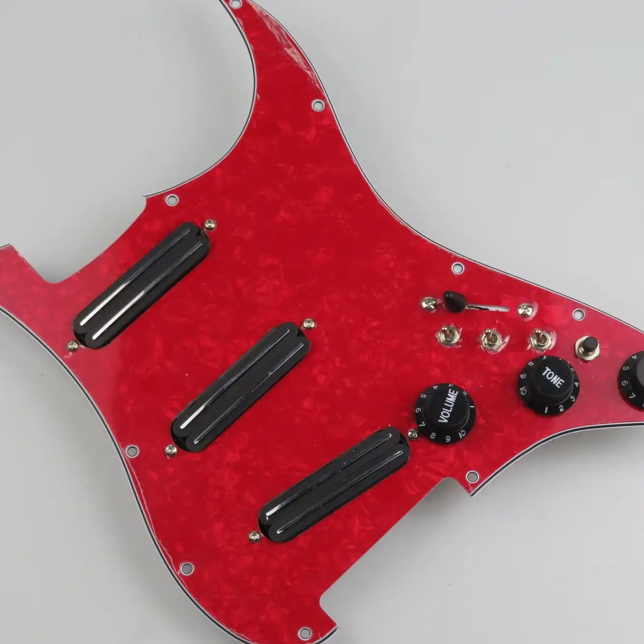 

Loaded SSH Rail Pickguard Preassembled Circuit Red Pearl Scratch Plate Fit Standard Strat ST Guitar Complete Pre-Wired Pickup