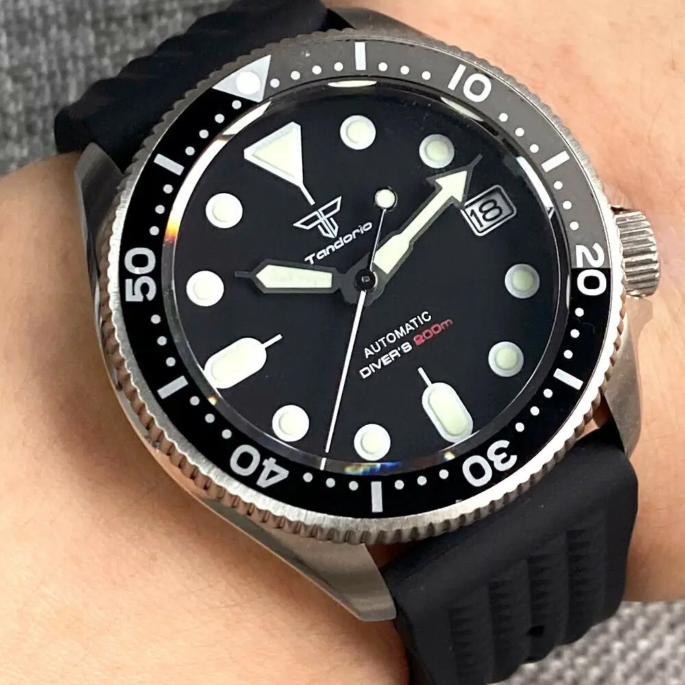 37mm Tandorio 200m Diving NH35A Movement 120 Click Sapphire Glass