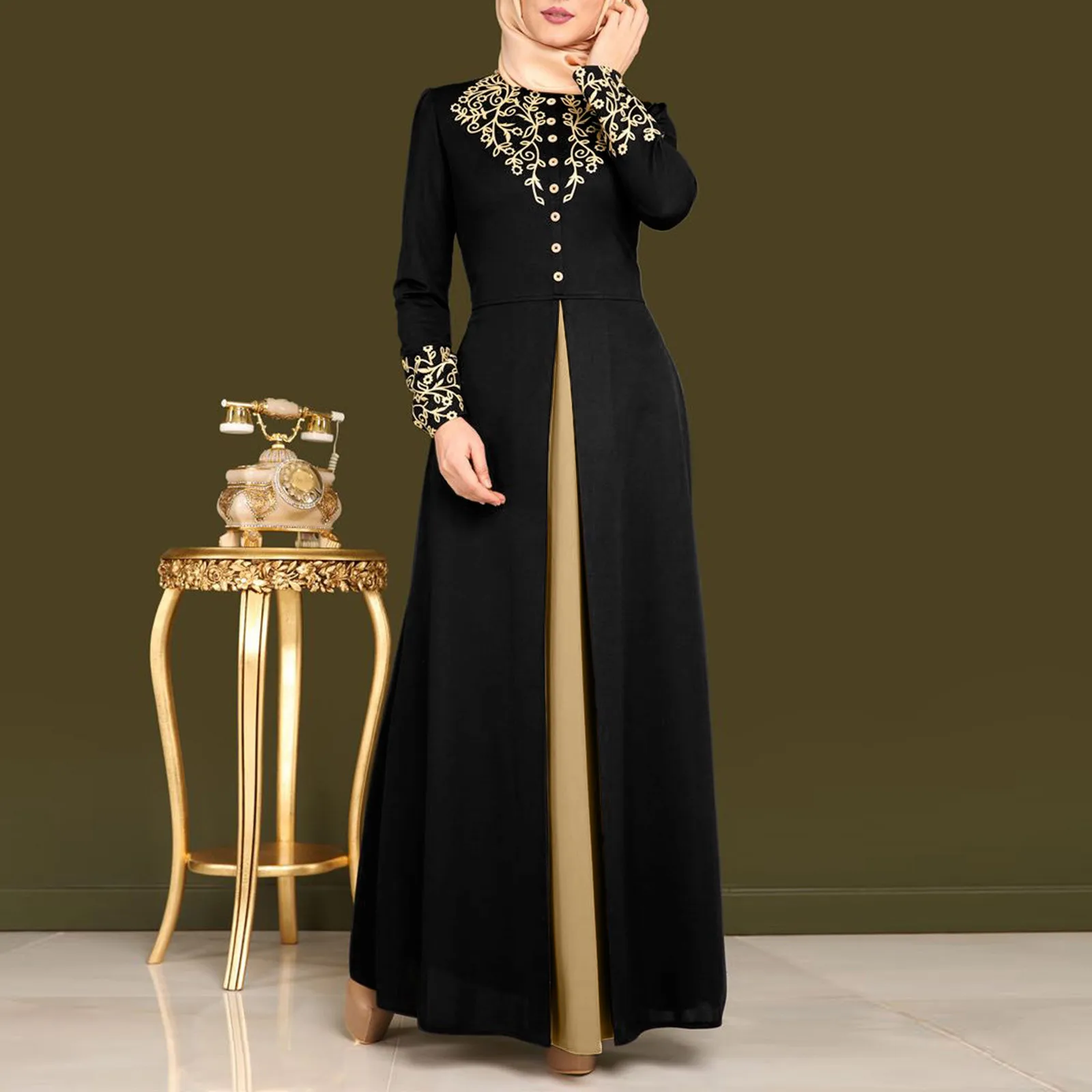 Elegant and Vintage Women's Long Muslim Dress Ladies  Muslim Long-sleeved Lace Abaya Dubai Arab Islam Cothing  Robe Dress