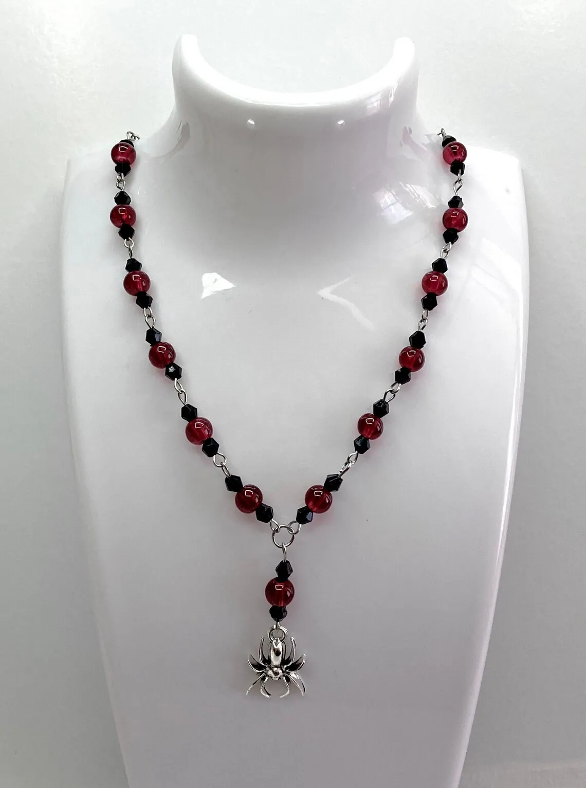 Gothic Hear Charm Chain Necklace |Handmade Spider Beaded Necklace | Vampy | Y2K |