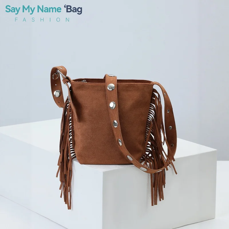 

Vintage Faux Suede Messenger Bags For Women Luxury Designer Handbag Purses 2025 New In Rivet Trim Tassel Small Underarm Shoulder