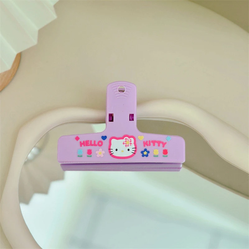 Sanrios Hellokittys Kuromi Magnetic Memo Clip for Paper Notes Book Clip Holder for Bills Stationery Supplies for Office School