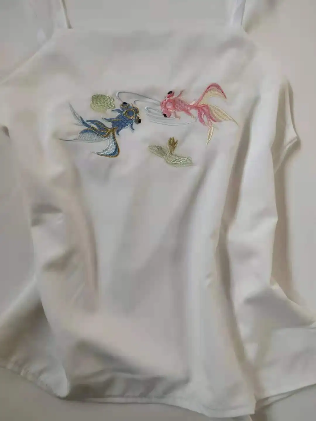 Branco requintado quimono bordado feminino, vestido hanfu, roupa interior moderna, forro chinês, estilo tradicional, moda retrô, novo, 2024