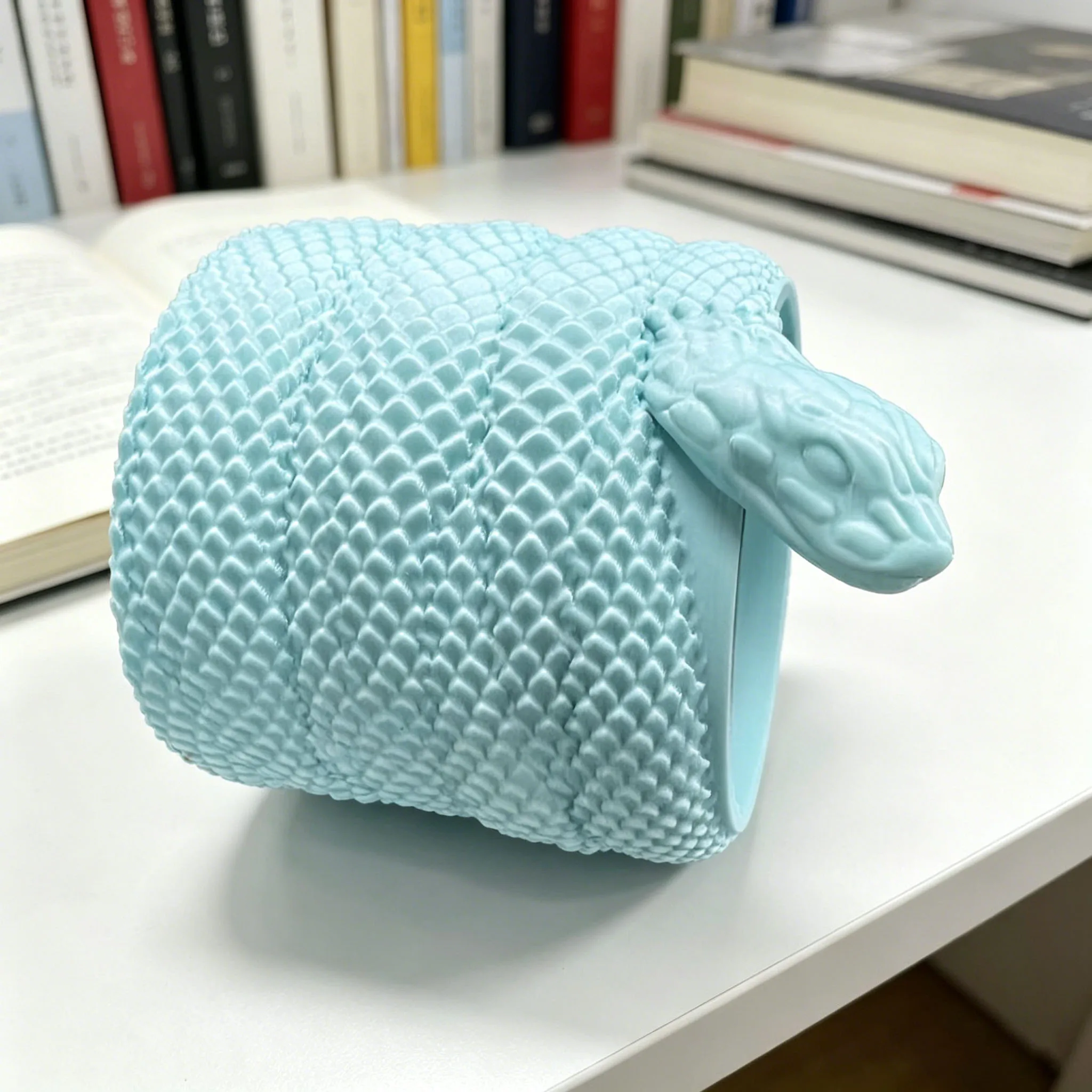 3D Printed Snake Scale Texture Pen Holder, Drop-Resistant Plastic Pen Container, Office Desktop Storage Box, Desk Pen Holder, Multifunctional Miscellaneous Storage Bin, Single Piece