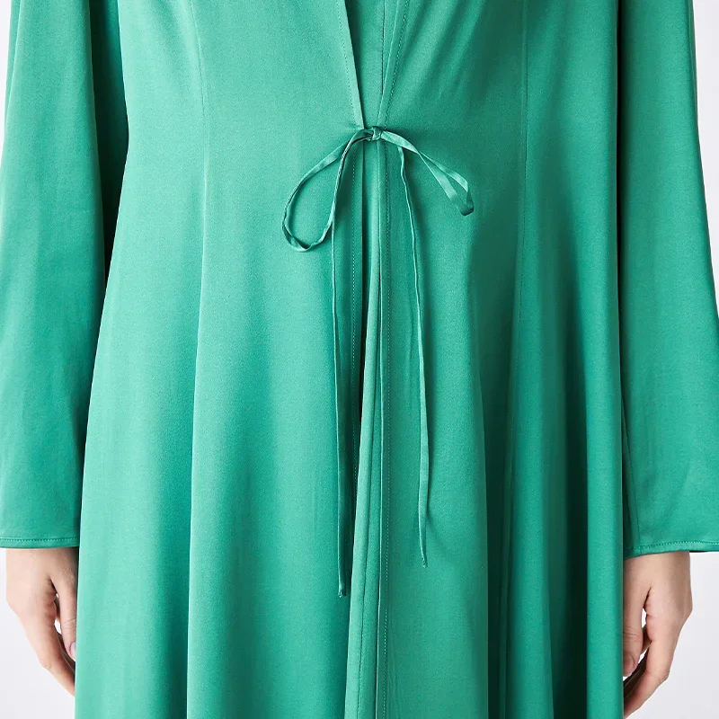 VOA Raso elastico di seta verde scollo a V maniche lunghe pizzo accappatoio di seta allentato per la casa casual semplice camicia da notte donna NE011