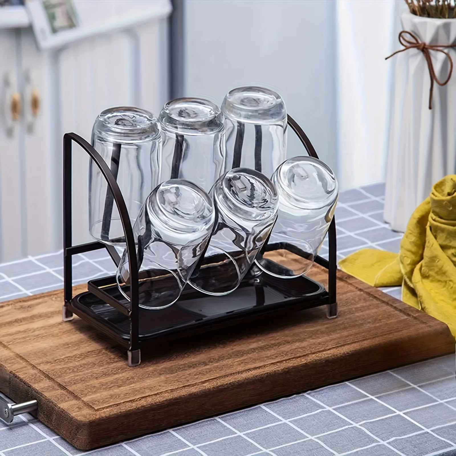 

6-Hook Metal Cup Holder with Tray - Stylish Black Organizer for Water Cups, Glasses, Etc., for Kitchens and Dining Rooms