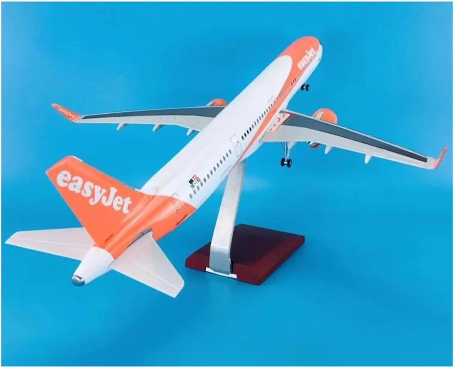 نموذج طائرة ثابتة 45 سنتيمتر 1:100 ل A321neo Easyjet نموذج طائرة ABS طائرة ثابتة مع عجلات و مصباح ليد هدية الأعمال