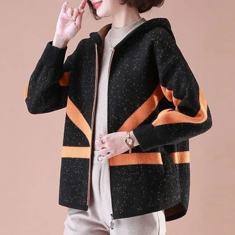 

Women's New Style of Scattered Zipper Hooded Fashionable Age-reducing Knitted Top Double-sided Wool Jacket