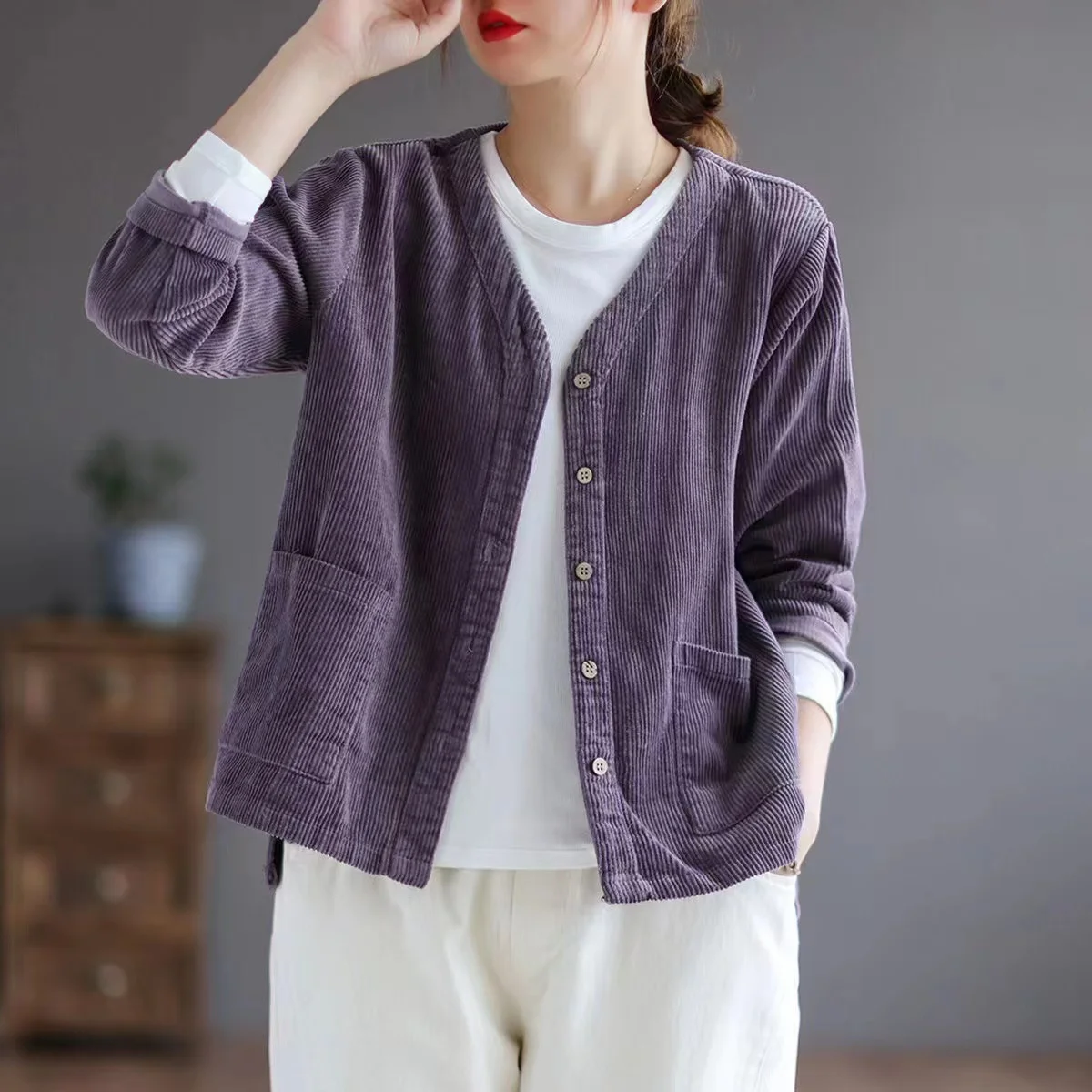 Single Corduroy Workwear Jacket Short Casual Coat Spring Autumn New Style Slim V-neck Ribbed Top Cotton Blend Loose Fit