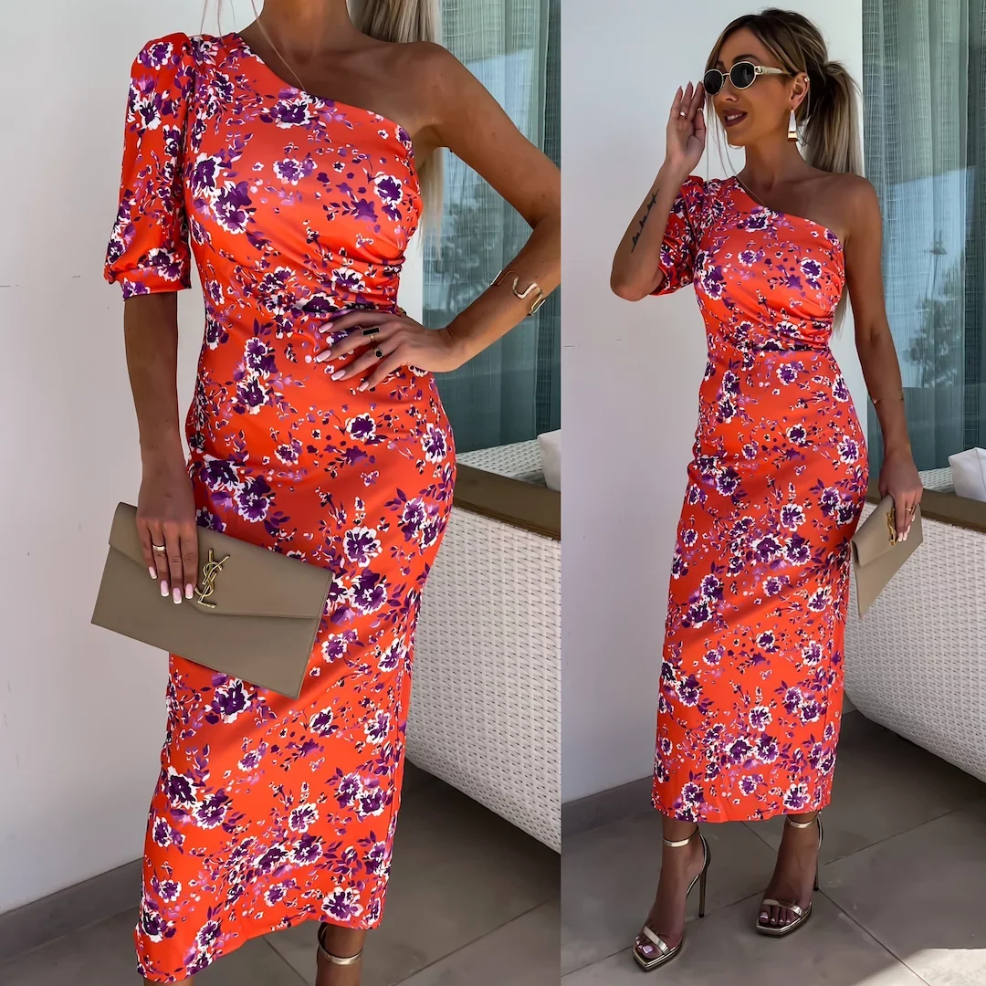 ชุดเดรสลายดอกไม้เซ็กซี่ โชว์ไหล่ ผ้าโพลีเอสเตอร์เนื้อนุ่ม ยืดหยุ่นต่ำ ทรงเข้ารูป ความยาวปานกลาง ทรงเอ