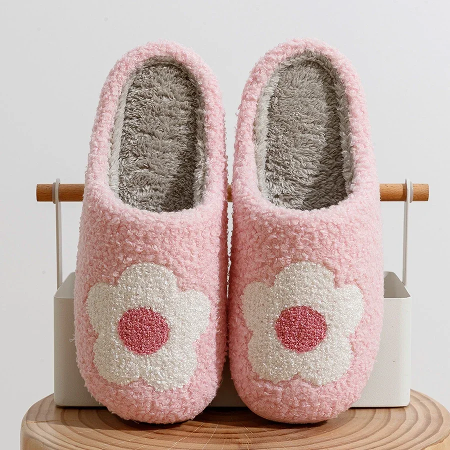 2024 New Winter Home Slippers Women and Men Cute Flower Embroidered Warm Soft Thicken Sole Houseshoes Bedroom Cushion Slides