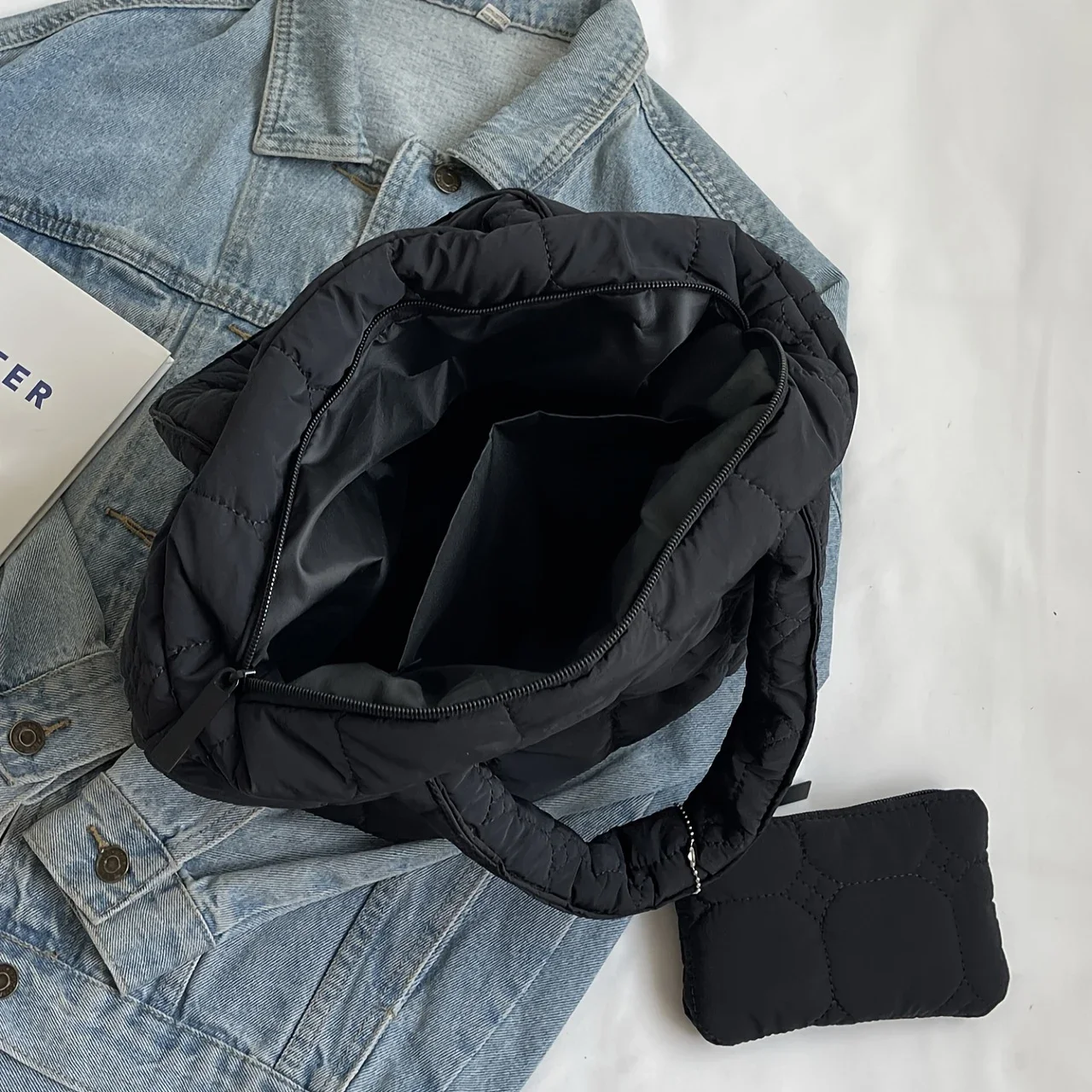 Damen-Einkaufstasche, koreanische Version, modische Handtasche, große Kapazität, Schlüsseltasche, Zubehör, Soft Go Shopping, Campus-Umhängetasche – Detail 1