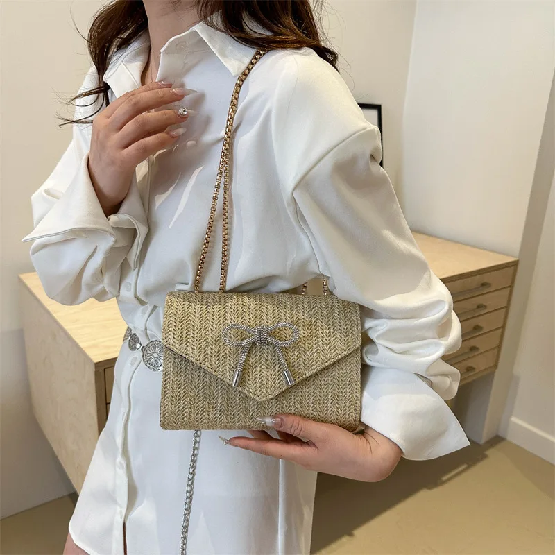 

New Fashion Straw Personalized Chain Cross Bow Single Shoulder Cross Shoulder Shoulder Bag For Women