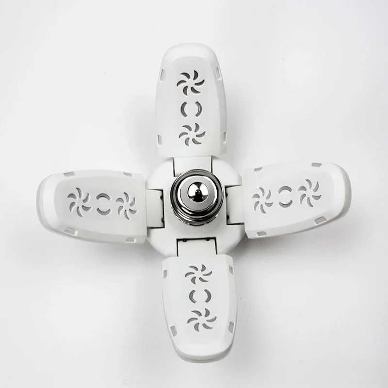 Fan Shape LED Bulb AC220V 28W/45W Foldable Led Light Bulb Lampada for Home Living Room Warehouse Garage Ceiling Light