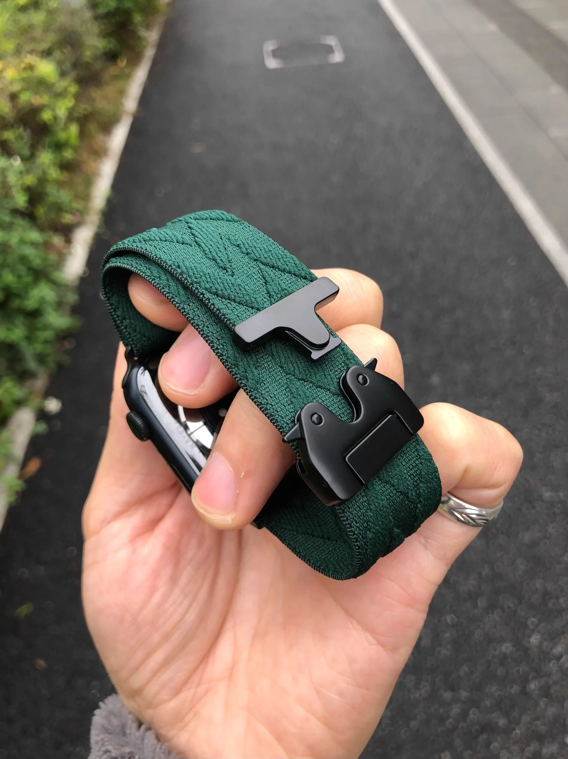 

Kaker Storm Leaf Pattern Applicable to Watch iwatch Strap S10 Robot Buckle 987 Flannel Umbrella Buckle