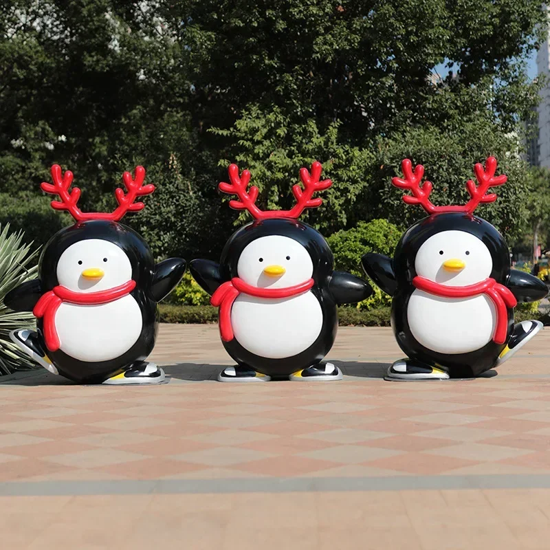 Cartoon penguin sculpture outdoor fiberglass landscape sculpture sketch garden courtyard shopping mall community ski resort