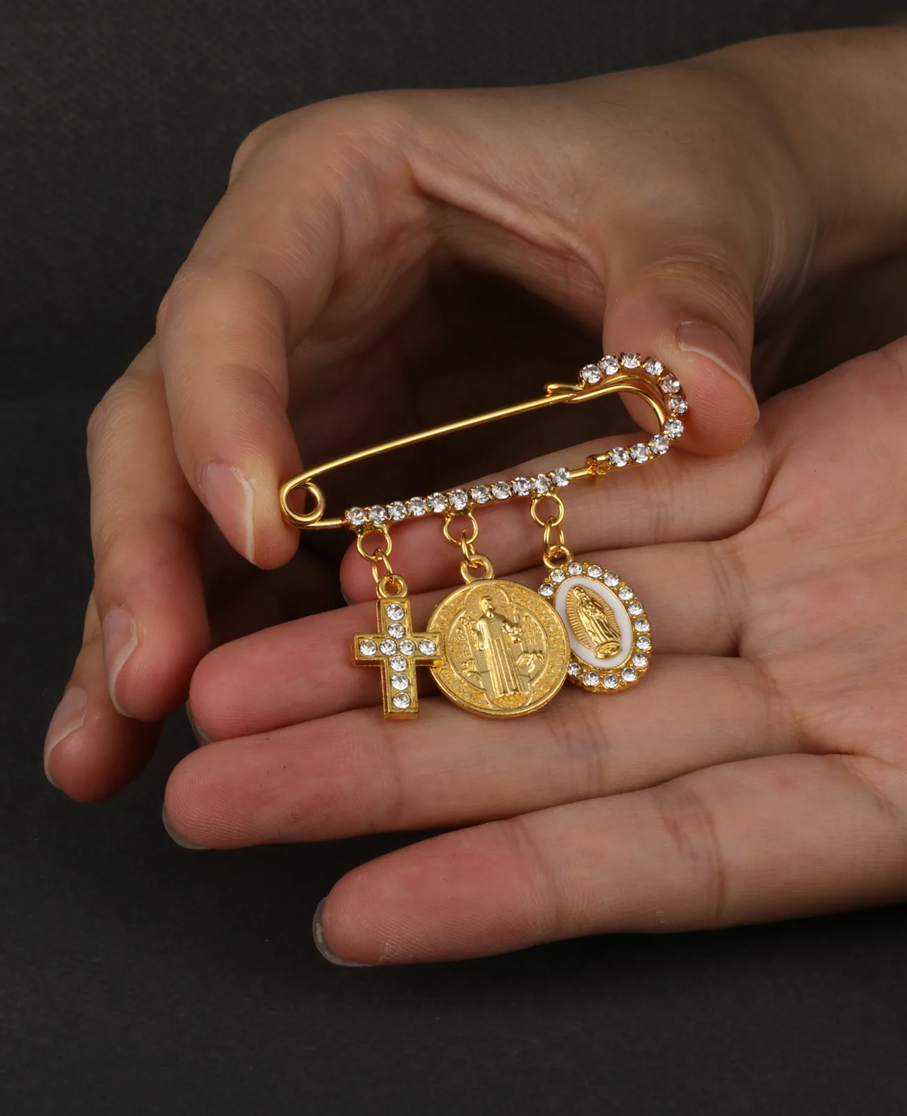 الكاثوليكية سانت بنديكت ميدالية مشبك ورق بروش سيدة غوادلوب الصليب سحر مشبك التلبيب دبوس سان بينيتو مجوهرات اكسسوارات