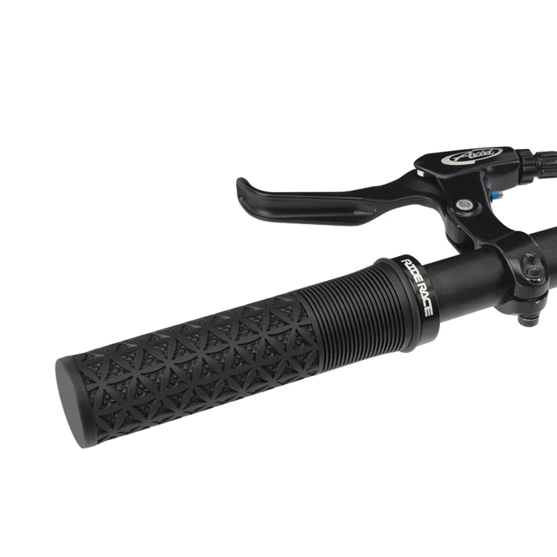 Fahrradgriffe aus TPR-Gummi, rutschfest, stoßdämpfend, ergonomisch, bequem, weich, MTB-Griffe, zum Festklemmen. – Detail 10