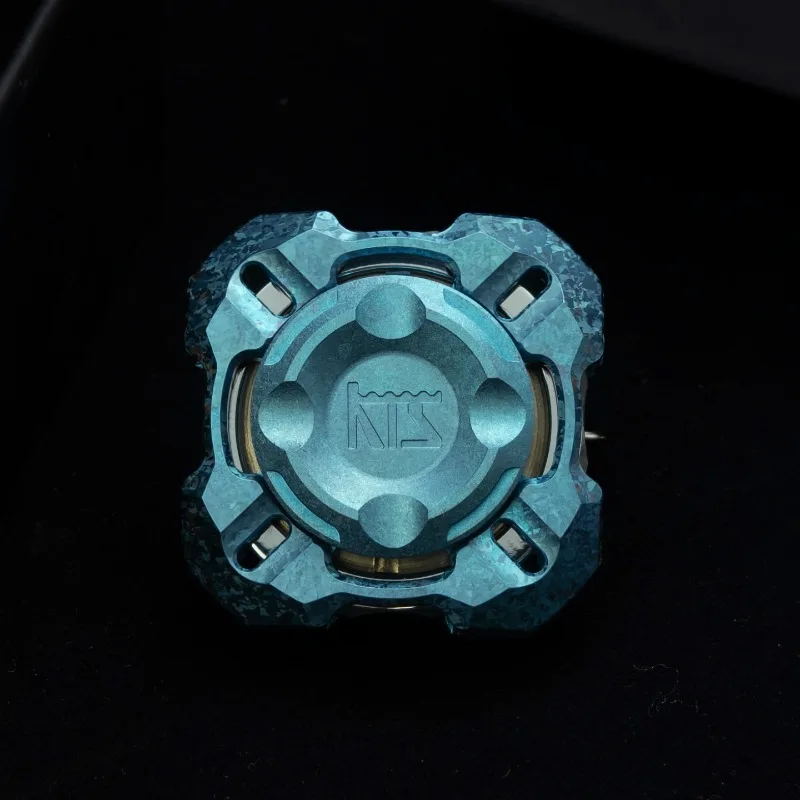 KTS EDC Mortise and Tenon M4 Four-leaf Limited Internal and External Linkage Mechanical Metal Fidget Spinner Decompression Toy