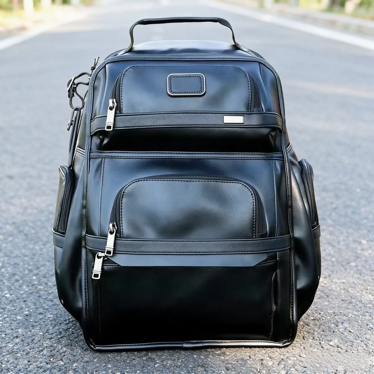 Business Laptop Backpack for Men, Genuine Leather Casual Daypack for Daily Commute & Travel