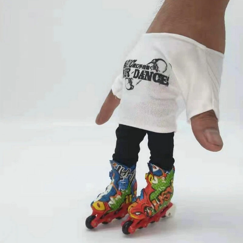 1 Paar Fingerschuh, niedliches Skateboard, Roller, Puppenschuh, Spielzeug, Griffbrett-Sneaker, Mini-Rollschuhe, Schlittschuhe