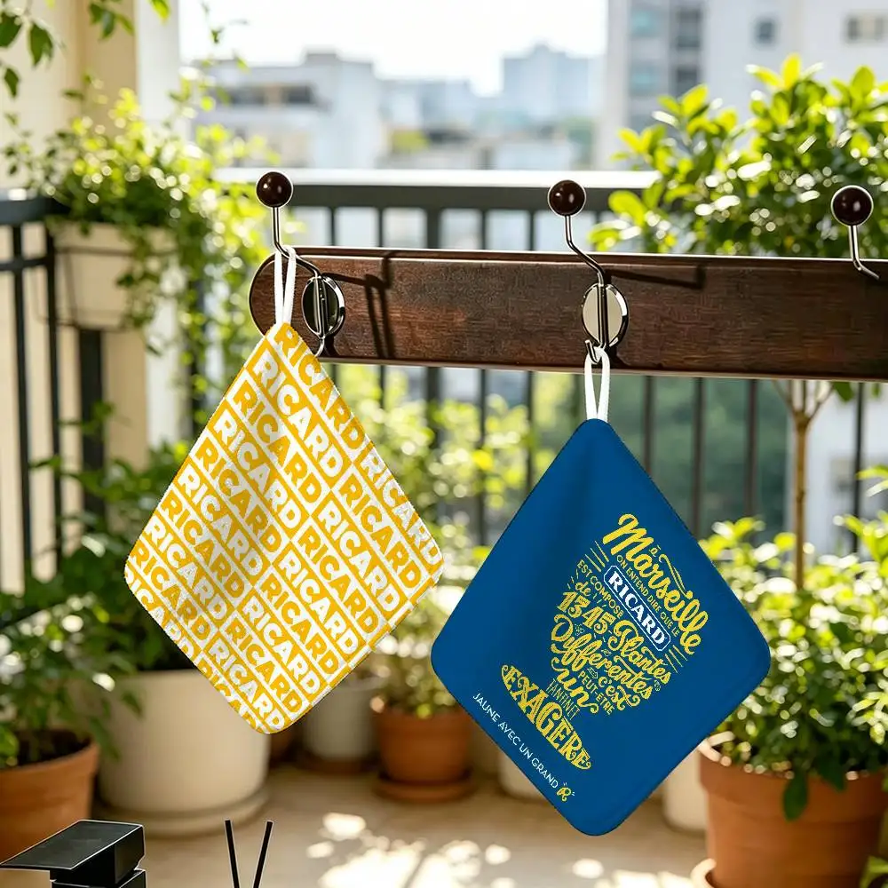 Fashion LOGO   Polyester Cotton Hanging Kitchen Towel Skin Friendly Hand Wiping Towel For Hotel Cafe Household R-RicardS